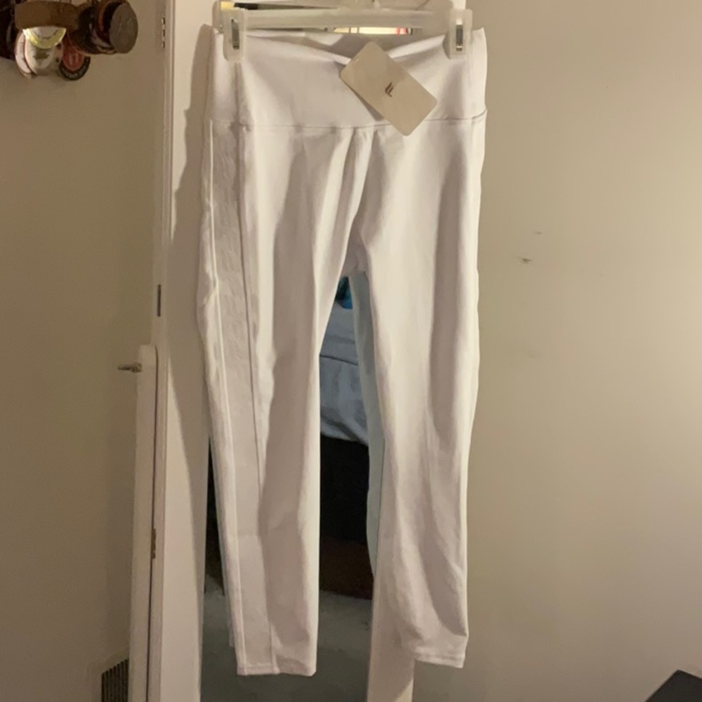 High Waisted Statement Powerhold Fabletics Leggings NWT